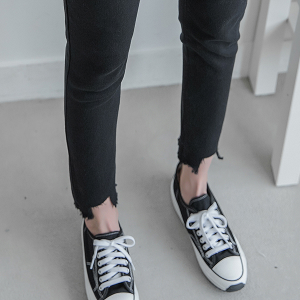 Hair band skinny pants with long legs