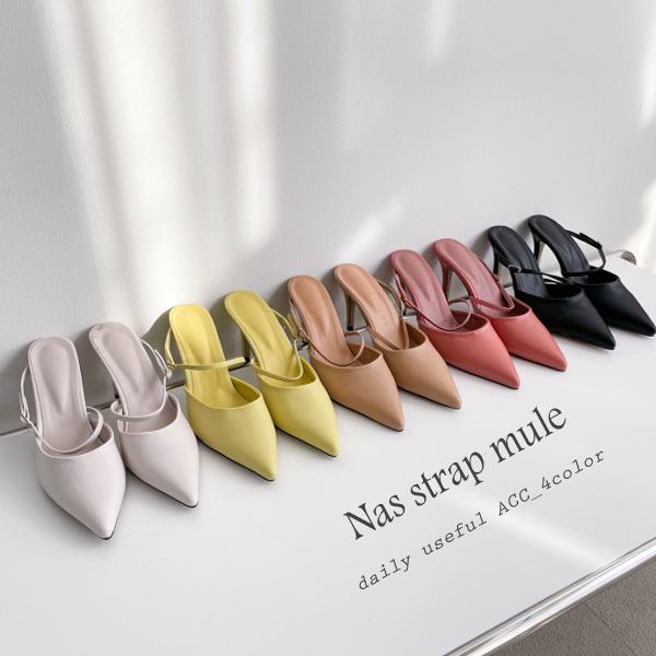 Spring Color~ Strap mules that make your legs look pretty