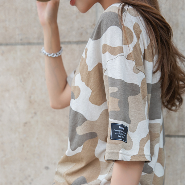 <B class="nakText">#NAKMADE.</b> Loose and cool fit ♥ Military V-neck Long T-shirt