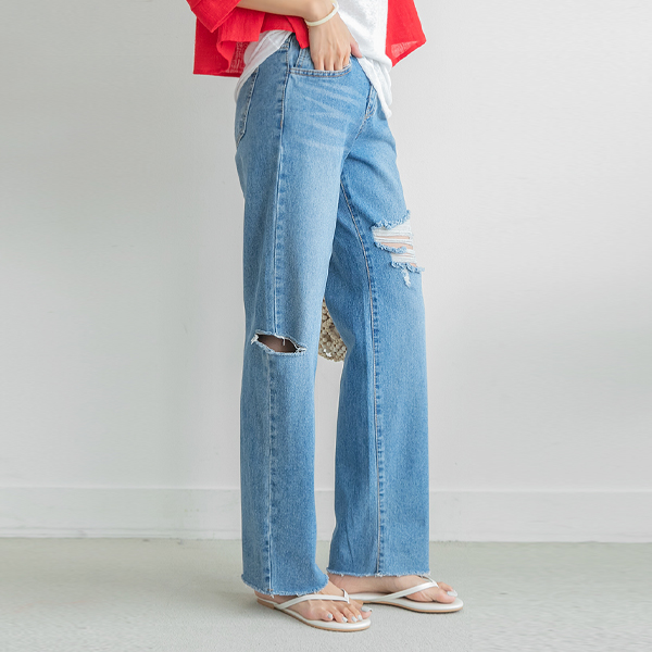 Even if you wear it every day, it feels new! Vintage Worn Cutting Denim Pants