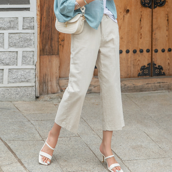 More sophisticated and neat mood, 9-line straight linen pants