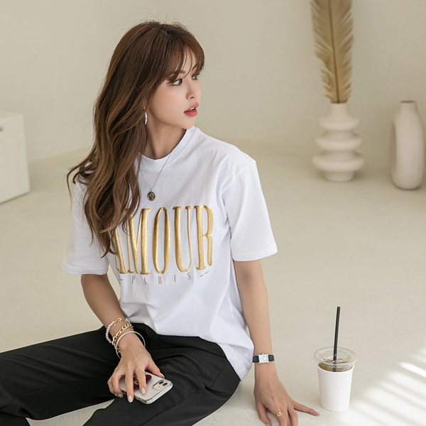 High-quality gold-pointed foam printing short-sleeve T-shirt