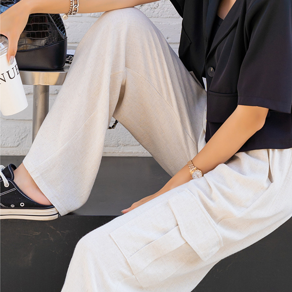 Cargo pants are trending this summer!! Cool Linen Ver. wide cargo pants