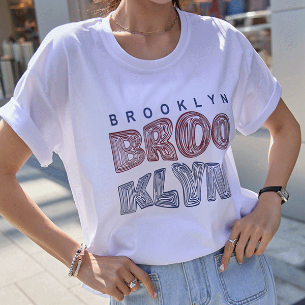 Vintage lettering printing adds style! Casual Mood Short-sleeve T-shirt