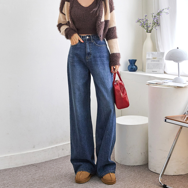 Recommended as a daily item☆Trendy outfit denim wide pants